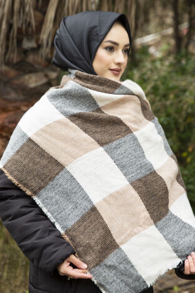 Nuxe Very Rose Gül Özlü Dudak Balmı 15 gr Nuxe Very Rose Gül Özlü Dudak Balmı 15 gr